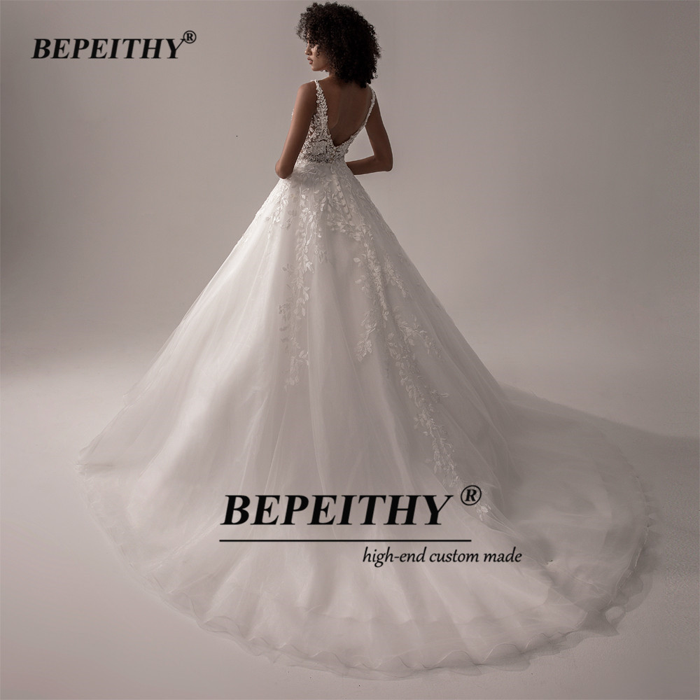 Party Dresses BEPEITHY Vestido De Noiva V Neck Sleeveless Wedding Dresses For Women A Line Ivory Lace Romantic Bride Boho Bridal Gown 230217