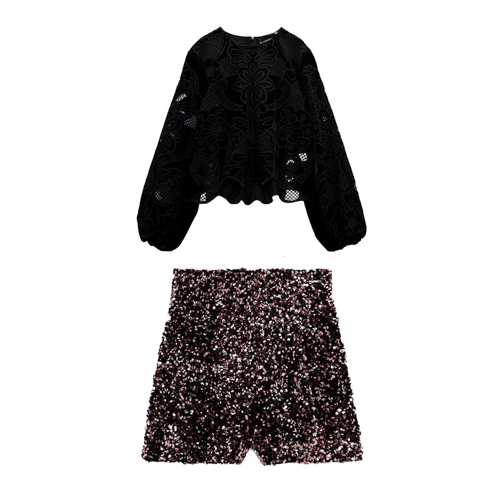 Women s Two Piece Pants Zach AiIsa counter quality fashion retro embroidered velvet top shirt beaded high waist wide leg casual shorts 230217
Women s Two Piece Pants Zach AiIsa counter quality fashion retro embroidered velvet top shirt beaded high waist wide leg casual shorts 230217