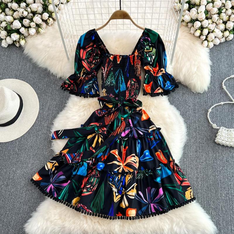 Party Dresses Elegant Seaside Vacation Beach Dress Women 2023 Summer Fashion Square Collar Puff Short Sleeve High Waist A-Line Printing, Black
Party Dresses Elegant Seaside Vacation Beach Dress Women 2023 Summer Fashion Square Collar Puff Short Sleeve High Waist A-Line Printing, Black
