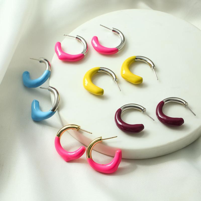 Hoop Earrings HECHENG 2023 Trendy Design Asymmetrical Color Drop-glazed C Shaped Ear Stud For Women Girls Party Jewelry
Hoop Earrings HECHENG 2023 Trendy Design Asymmetrical Color Drop-glazed C Shaped Ear Stud For Women Girls Party Jewelry