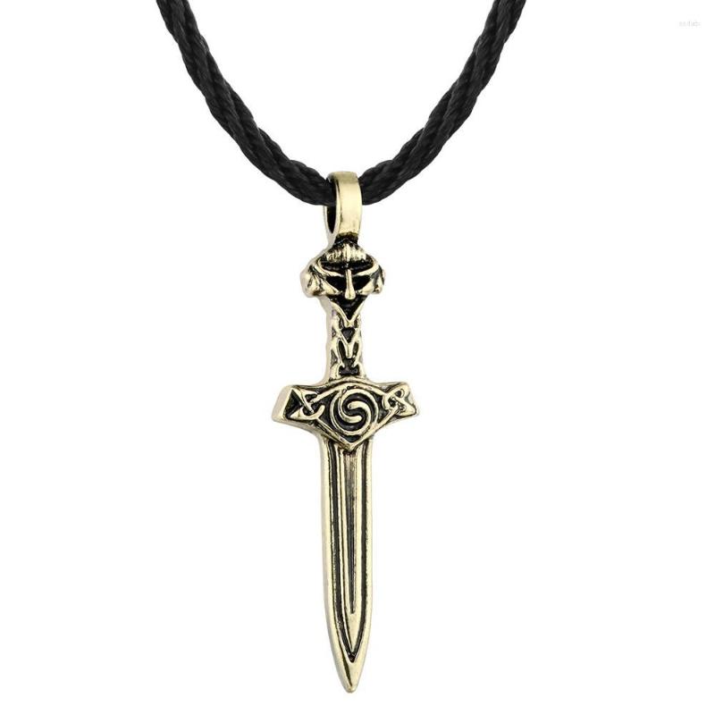 Pendant Necklaces Vintage Viking Style Necklace Holiday Gift Men's Alloy Material Pirate Slavic Axe
Pendant Necklaces Vintage Viking Style Necklace Holiday Gift Men's Alloy Material Pirate Slavic Axe