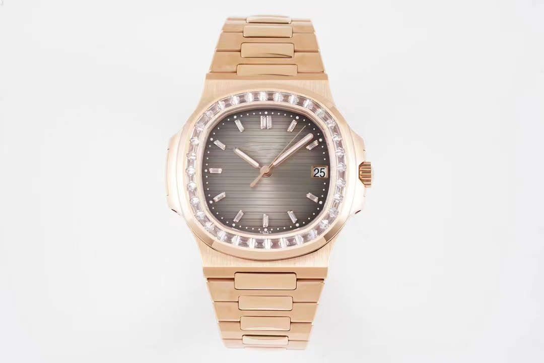 The PPF factory produces sapphire glass mirror integrated Cal.324 movement folding buckle 904L fine steel folding buckle 41mm, Customize
The PPF factory produces sapphire glass mirror integrated Cal.324 movement folding buckle 904L fine steel folding buckle 41mm, Customize