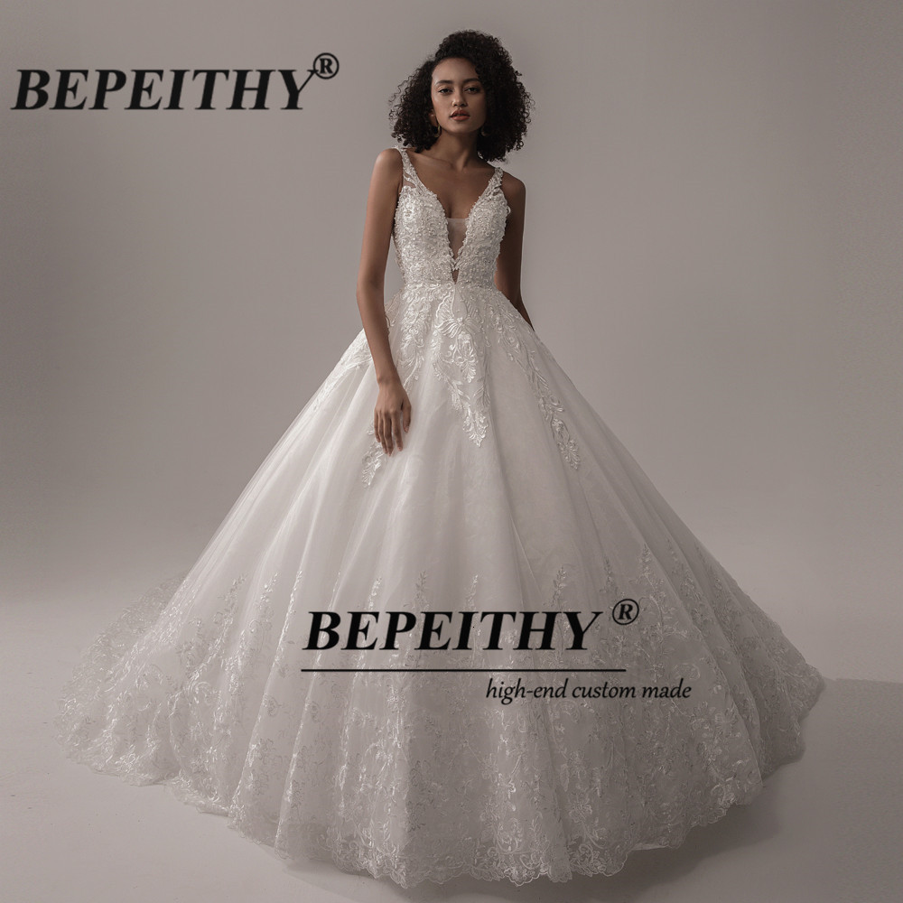 Party Dresses BEPEITHY Deep V Neck Lace Wedding Dress ForWomen Princess Bridal Court Train Sleeveless Indian Ivory Wedding Bouquet Dress 230217