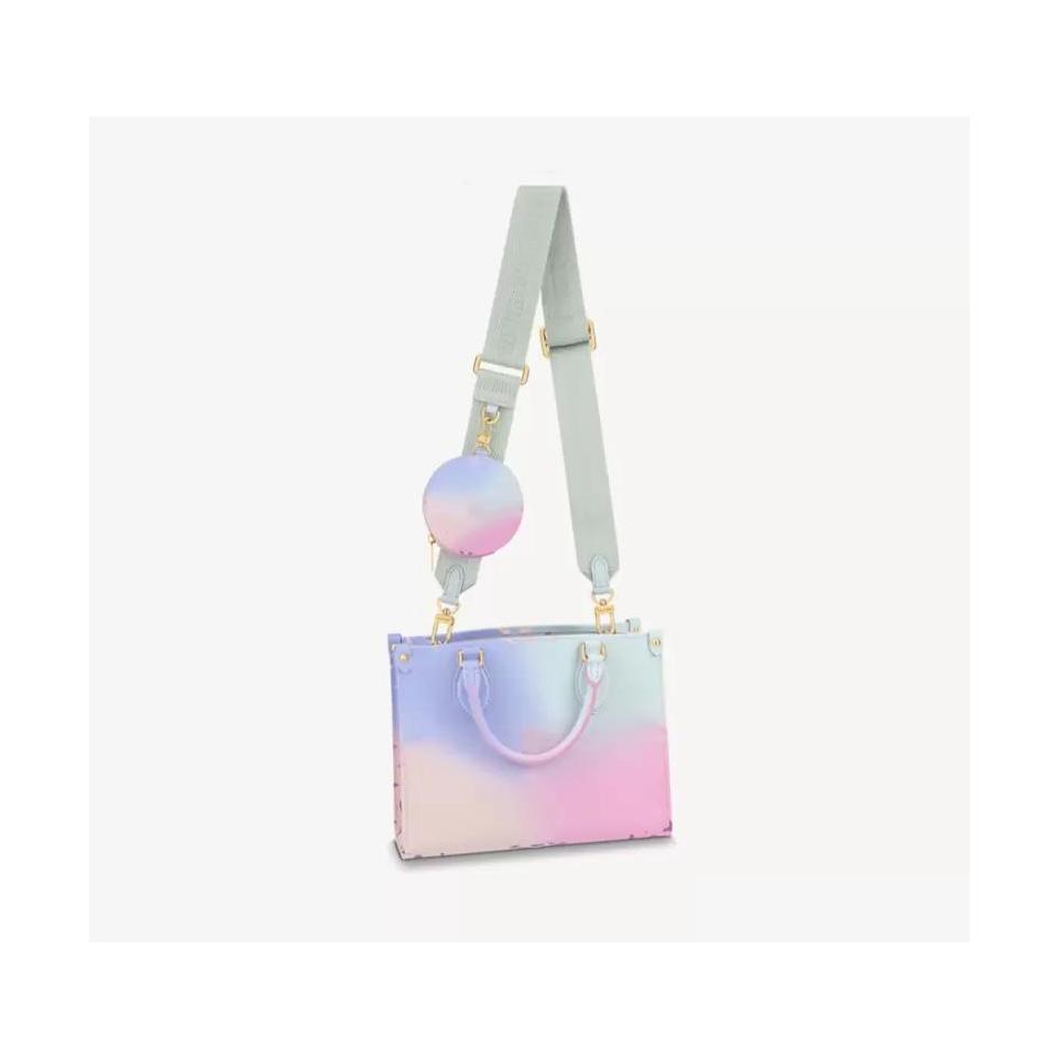 Shoulder Bags Hh Onthego 25Cm Bag 22Ss Mini Spring In The City Totes Womens Designer Handbags Big Capacity Printing Leopard Lady Tie Dh7It, Purple
Shoulder Bags Hh Onthego 25Cm Bag 22Ss Mini Spring In The City Totes Womens Designer Handbags Big Capacity Printing Leopard Lady Tie Dh7It, Purple