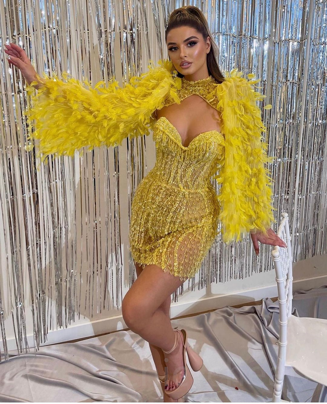 Aso Arabic Ebi Yellow Sheath Prom Dresses Beaded Crystals Short Evening Formal Party Second Reception Birthday Engagement Gowns Dress ZJ 0227Lz