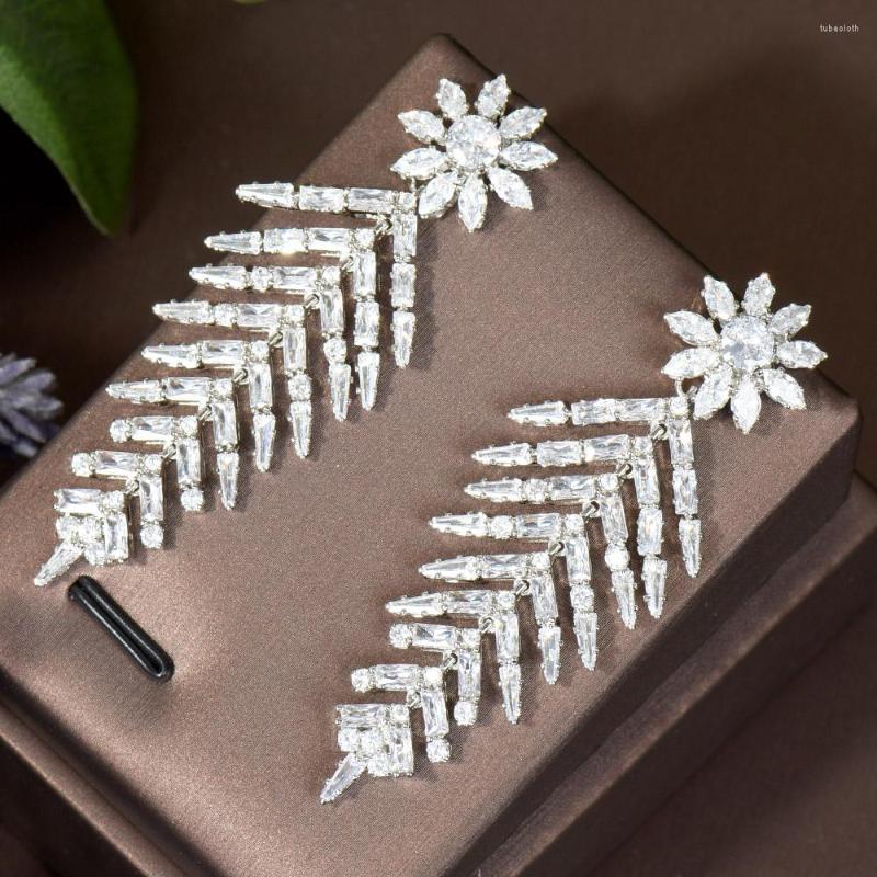 Dangle Earrings HIBRIDE Brilliant Cubic Zirconia Flower Baguette Long Drop For Women Bridal Jewelry Wedding Party Accessories E-38
Dangle Earrings HIBRIDE Brilliant Cubic Zirconia Flower Baguette Long Drop For Women Bridal Jewelry Wedding Party Accessories E-38