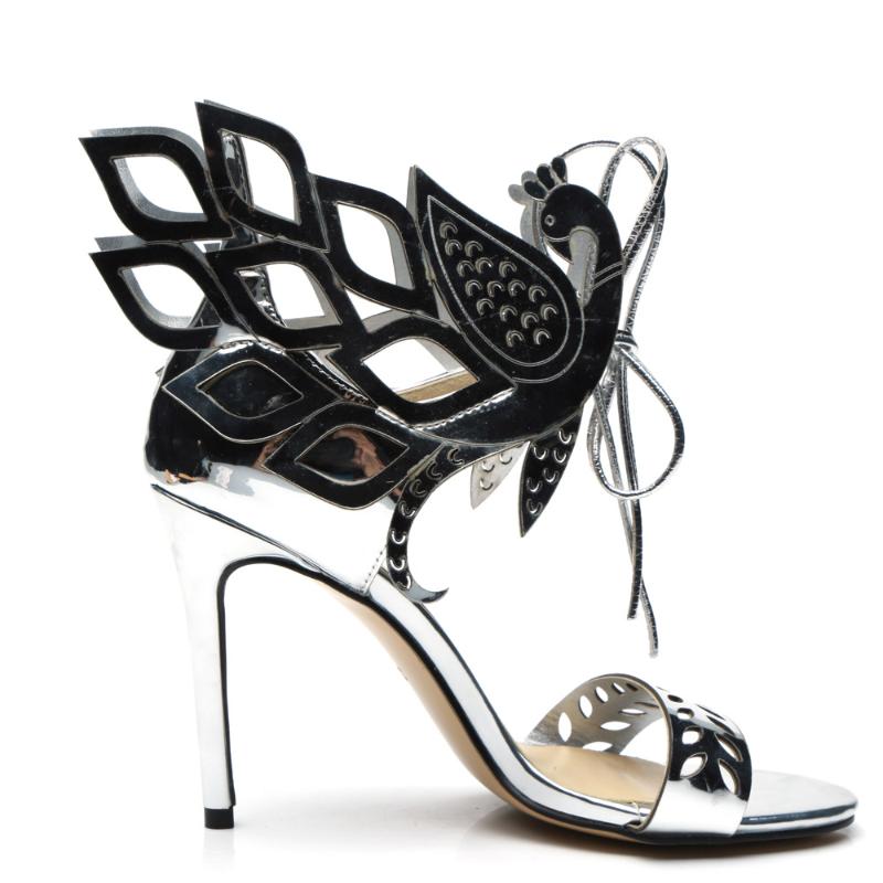 Sandals Sexy Stereo Bird Carved Silver Leather High Heels Women's Metal Circle Lace Up Bling Ladies Stage Open Toe Shoe
Sandals Sexy Stereo Bird Carved Silver Leather High Heels Women's Metal Circle Lace Up Bling Ladies Stage Open Toe Shoe