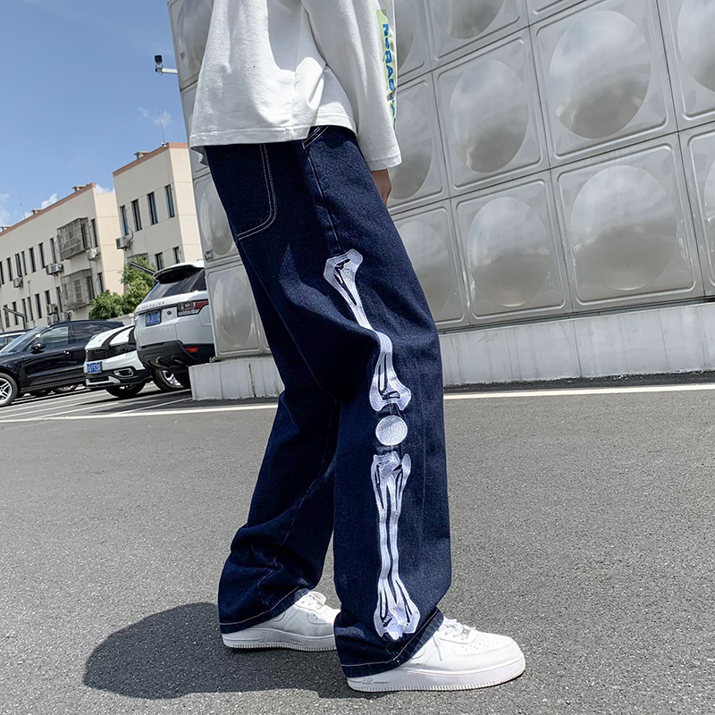 Men's Jeans Jeans Men Skeleton Baggy Casual Jean Pants Mens Japan Style Streetwear Wide Leg Denim Trousers Male Vintage Blue Denim Pants 230217
Men's Jeans Jeans Men Skeleton Baggy Casual Jean Pants Mens Japan Style Streetwear Wide Leg Denim Trousers Male Vintage Blue Denim Pants 230217