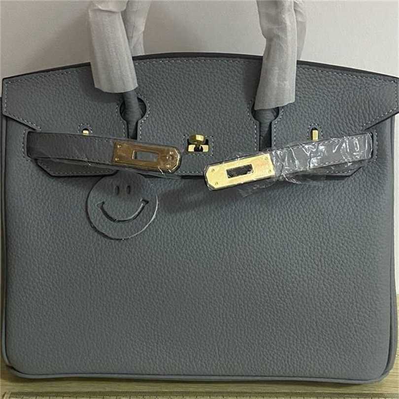 Women Herme Bags First Birkin layer cowhide women's bag 2022 large capacity gray leather tote XCEU, Sky blue
Women Herme Bags First Birkin layer cowhide women's bag 2022 large capacity gray leather tote XCEU, Sky blue