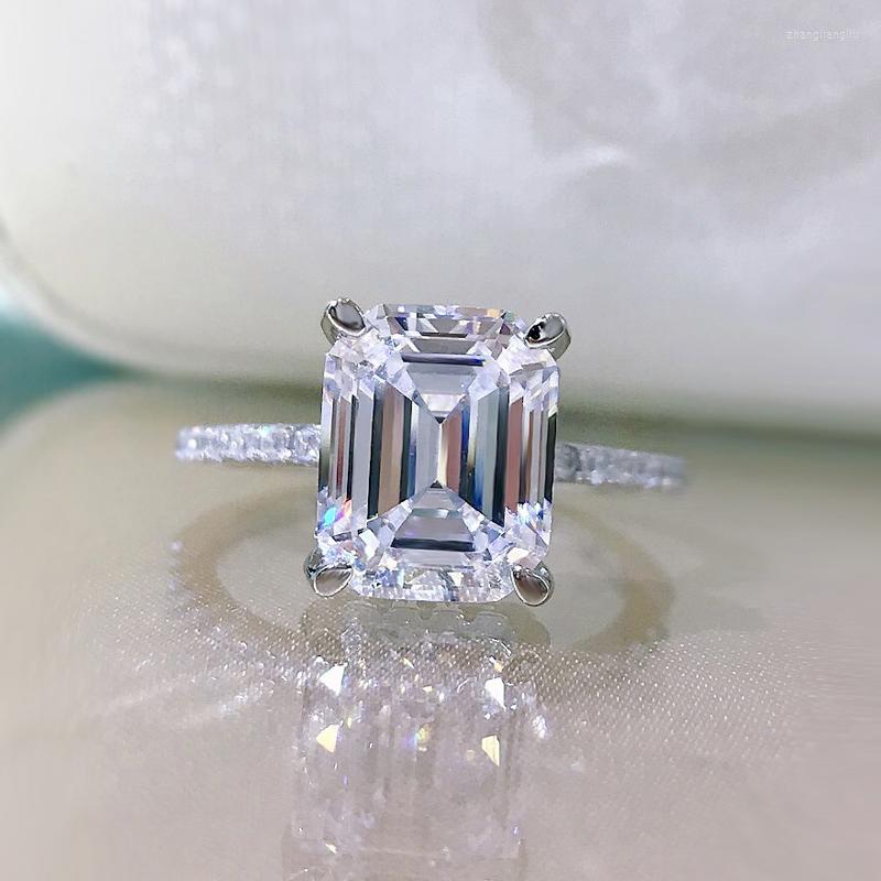 Cluster Rings 925 Sterling Silver 8 10mm Emerald Cut High Carbon Simulation Diamond Engagement Ring Simple Fashion Quality Assurance
Cluster Rings 925 Sterling Silver 8 10mm Emerald Cut High Carbon Simulation Diamond Engagement Ring Simple Fashion Quality Assurance
