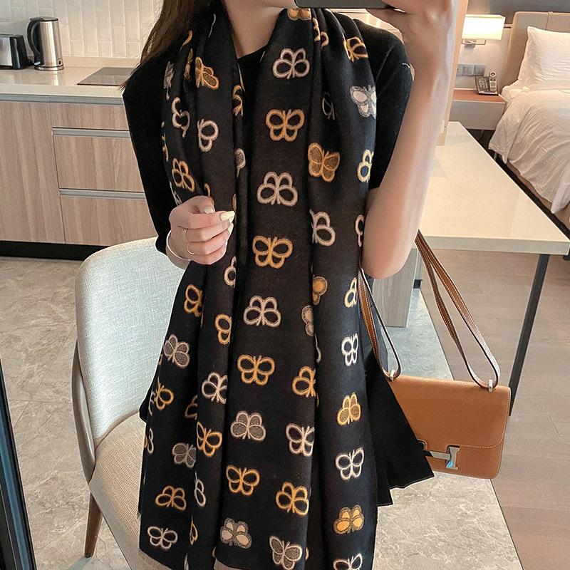 Scarves 2023 Imitation Cashmere Women's Scarf Butterfly Jacquard Thickened Warm Short Beard Tassel Decoration Shawl
Scarves 2023 Imitation Cashmere Women's Scarf Butterfly Jacquard Thickened Warm Short Beard Tassel Decoration Shawl