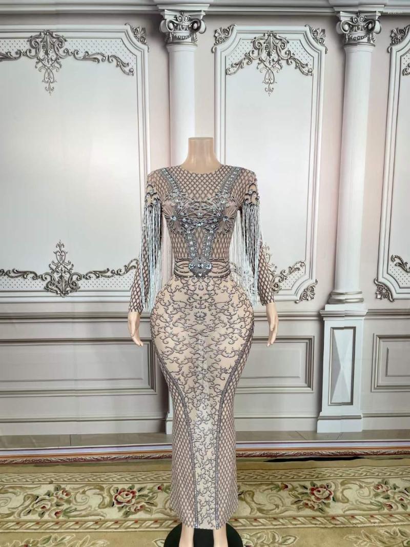Stage Wear Women Maxi Long Dress Rhinestone Fringe Stunning Drill Birthday Great Gatsby Dresses Performance Prom Evening Clothing
Stage Wear Women Maxi Long Dress Rhinestone Fringe Stunning Drill Birthday Great Gatsby Dresses Performance Prom Evening Clothing