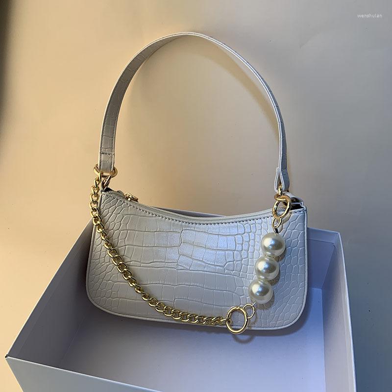 Evening Bags French Retro Crocodile Pattern Pearl Chain Armpit Bag Versatile One-shoulder Handbag, Green
Evening Bags French Retro Crocodile Pattern Pearl Chain Armpit Bag Versatile One-shoulder Handbag, Green