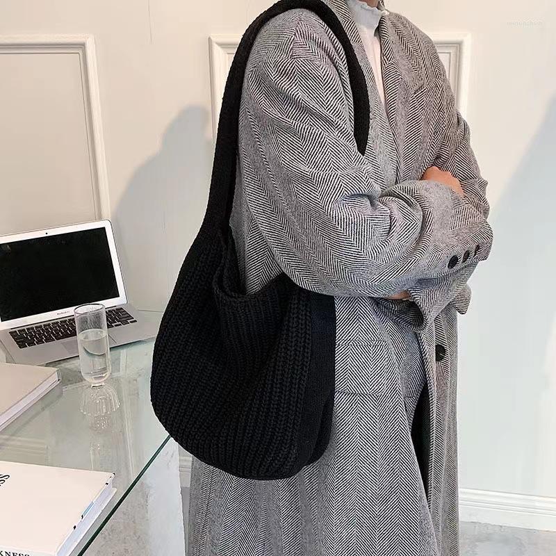 Evening Bags 2023 Spring Autum Knitted Shoulder Shopping Bag Vintage Solid Color Girls Tote Shopper Wide Female, Black
Evening Bags 2023 Spring Autum Knitted Shoulder Shopping Bag Vintage Solid Color Girls Tote Shopper Wide Female, Black