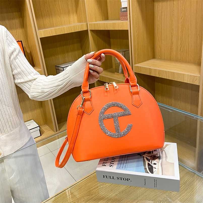 Shell Bag New Large Capacity Handbag Women's Texture City Simple Crossbody One Shoulder Factory, Black11
Shell Bag New Large Capacity Handbag Women's Texture City Simple Crossbody One Shoulder Factory, Black11