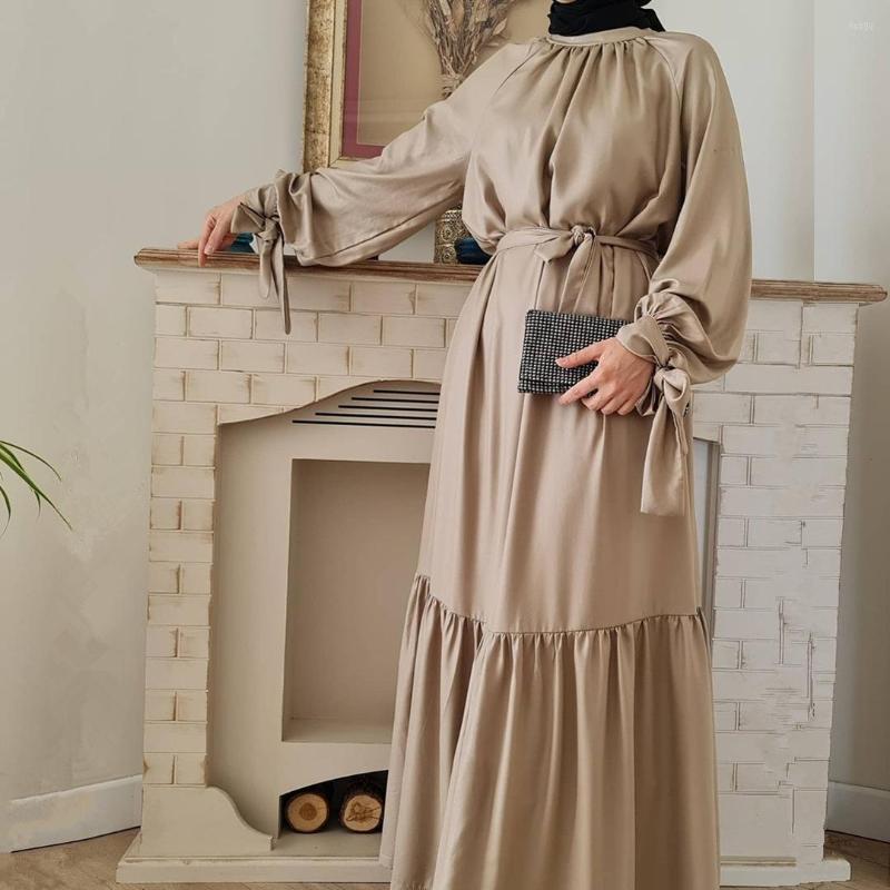 Ethnic Clothing Ramadan Muslim Hijab Dress Abayas For Women Dubai Turkey Islam Kaftan Satin Maxi Long Robe Femme Musulmane 2023
Ethnic Clothing Ramadan Muslim Hijab Dress Abayas For Women Dubai Turkey Islam Kaftan Satin Maxi Long Robe Femme Musulmane 2023