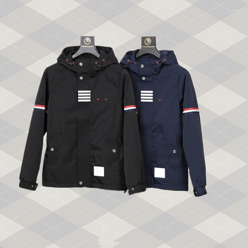 Men's Jackets Autumn And Winter Men Jacket Clip Ct Chain Type Hooded Shirt Rushing Stripes Outdoor Loose Casual Party, Black
Men's Jackets Autumn And Winter Men Jacket Clip Ct Chain Type Hooded Shirt Rushing Stripes Outdoor Loose Casual Party, Black