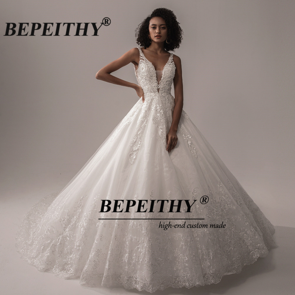 Party Dresses BEPEITHY Deep V Neck Lace Wedding Dress ForWomen Princess Bridal Court Train Sleeveless Indian Ivory Wedding Bouquet Dress 230217