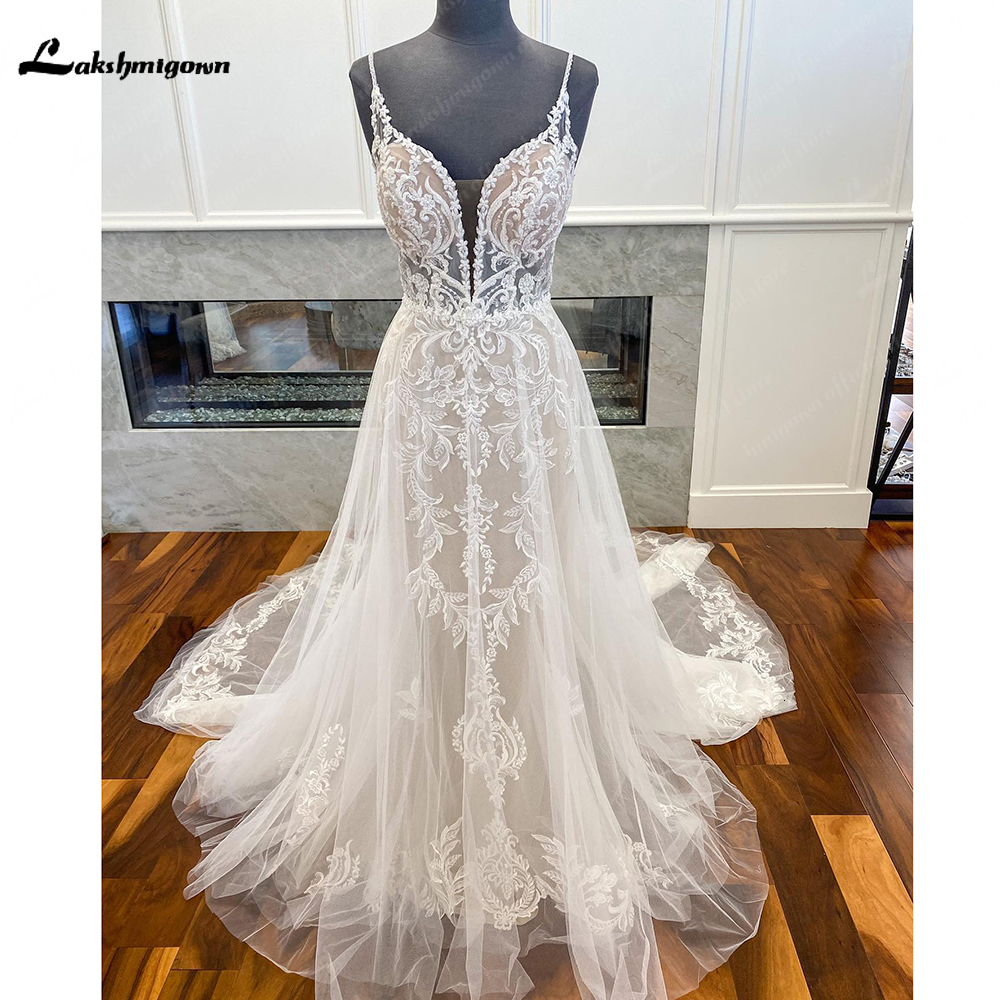 Party Dresses Lakshmigown Spaghetti Straps A Line Tulle Wedding Dress For Women 2023 Sexy Bridal Boho Beach Gowns Lace Backless 230217, White
Party Dresses Lakshmigown Spaghetti Straps A Line Tulle Wedding Dress For Women 2023 Sexy Bridal Boho Beach Gowns Lace Backless 230217, White