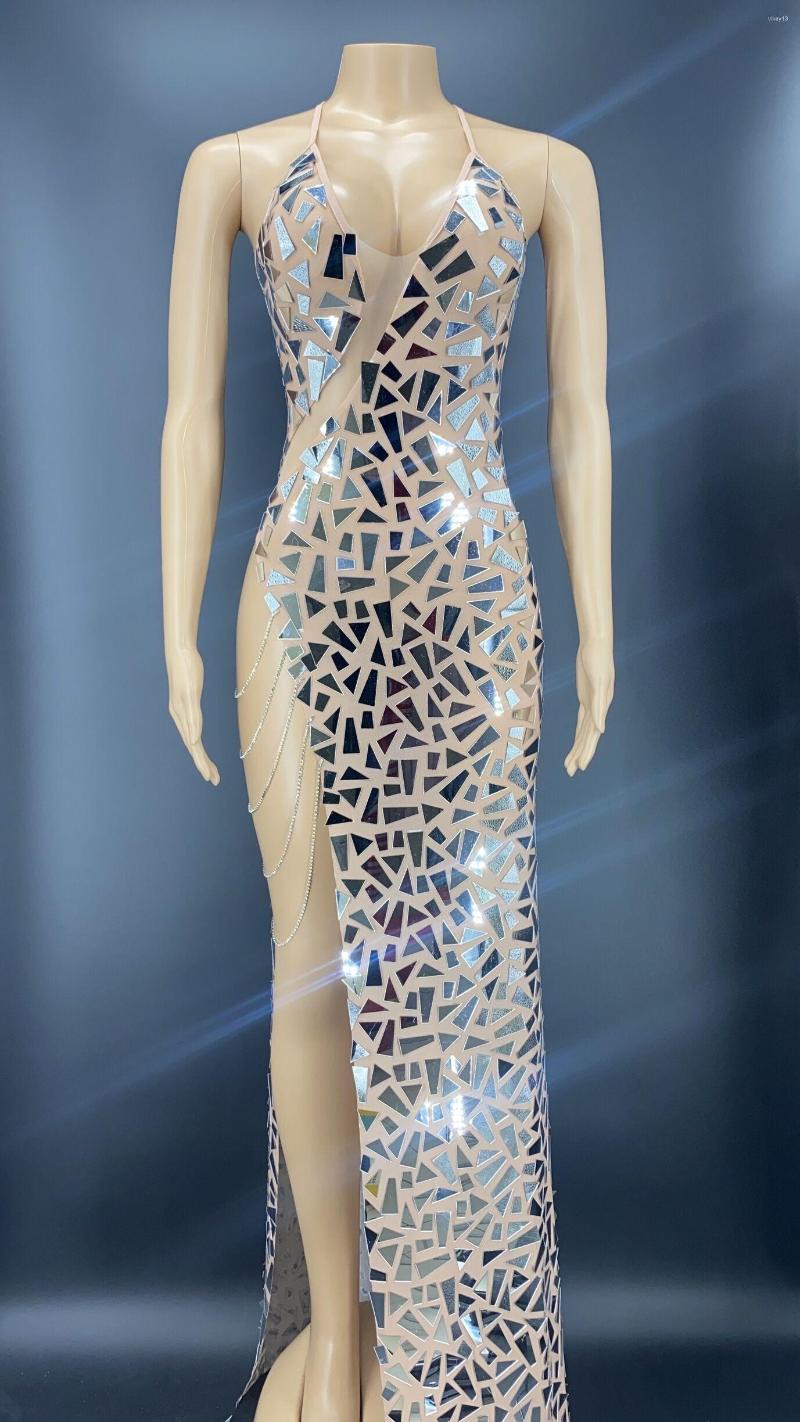 Stage Wear Silver Shining Mirrors Cut Out Mesh Backless Long Birthday Evening Celebrate Wedding Costume Stretch Outfit Performance
Stage Wear Silver Shining Mirrors Cut Out Mesh Backless Long Birthday Evening Celebrate Wedding Costume Stretch Outfit Performance