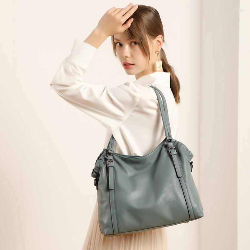 Evening Bags Women Genuine Leather Blue Black Red Shoulder Handbag For Female Large Capacity Soft Casual Crossbody Bag
Evening Bags Women Genuine Leather Blue Black Red Shoulder Handbag For Female Large Capacity Soft Casual Crossbody Bag