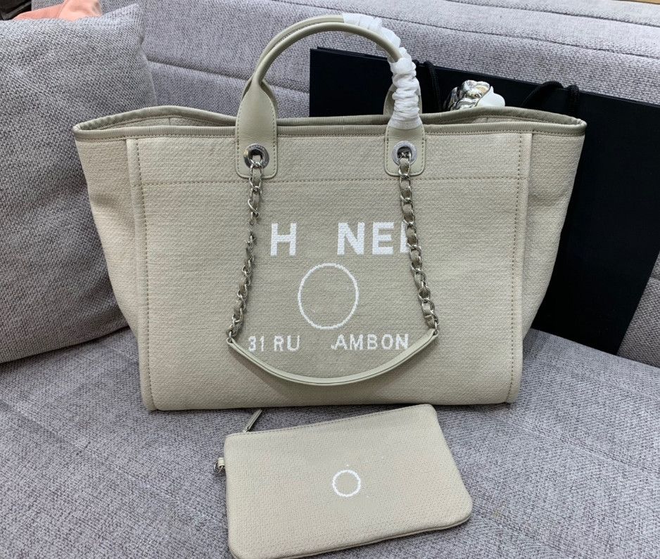 2023 10A Mirror quality Large Shopping Bag A66946 Luxury designer Tote Handbags Women Shoulder Handbag With Box 88, Beige
2023 10A Mirror quality Large Shopping Bag A66946 Luxury designer Tote Handbags Women Shoulder Handbag With Box 88, Beige
