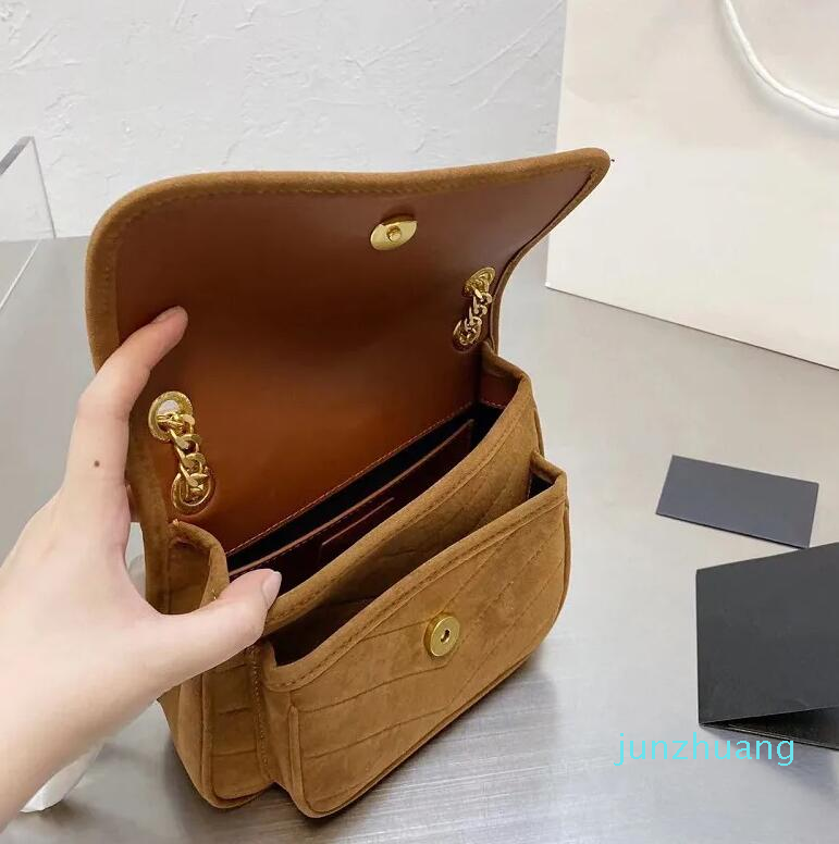 Fashion messenger bag imitation deerskin messenger classic envelope design women's handbag 9964875, Black
Fashion messenger bag imitation deerskin messenger classic envelope design women's handbag 9964875, Black