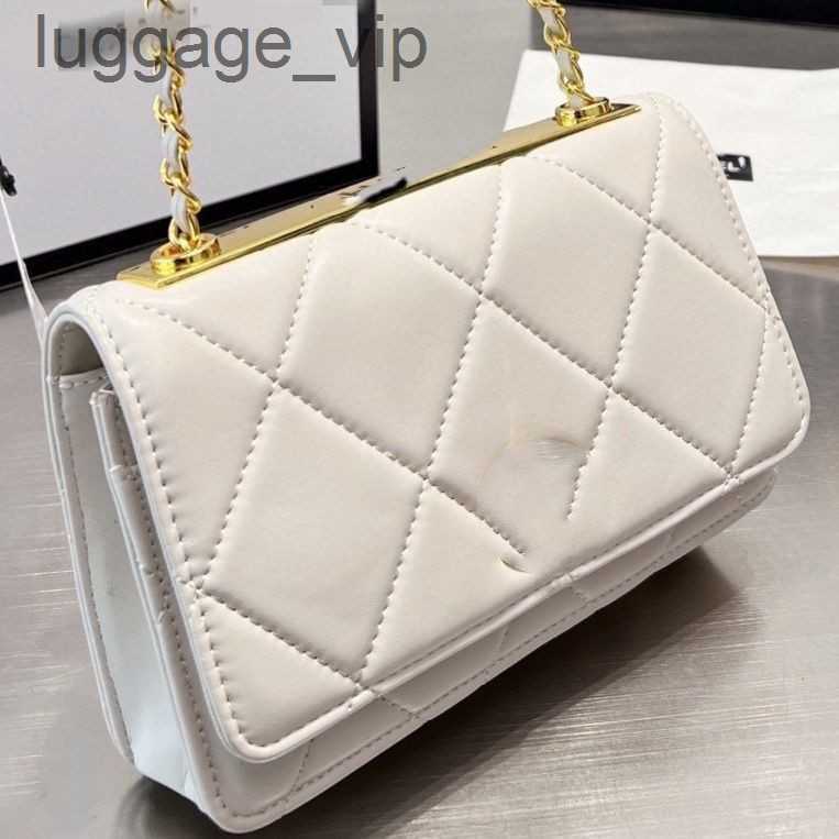 5a Designer Bag Top Derma Custom Luxury Tote Bags Brand Channel Handbag Leather Cowhide Gold Silver Chain Oblique Shoulder Highs Quality97awn, Pink
5a Designer Bag Top Derma Custom Luxury Tote Bags Brand Channel Handbag Leather Cowhide Gold Silver Chain Oblique Shoulder Highs Quality97awn, Pink