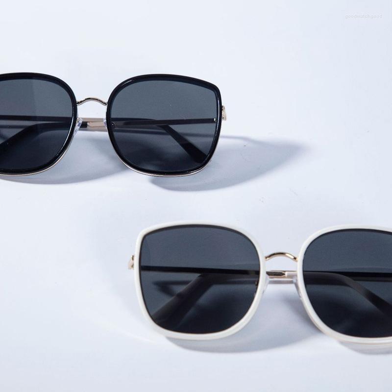 Sunglasses Luxury Square Man Woman Fashion Metal Framed Outdoor Driving Sunshade Uv400
Sunglasses Luxury Square Man Woman Fashion Metal Framed Outdoor Driving Sunshade Uv400
