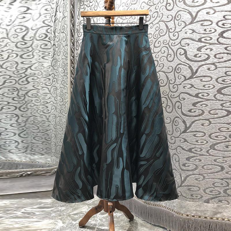 Skirts Ball Gown 2023 Autumn Winter Style Women Vintage Jacquard Prints Ladies High Waist Casual Blue Black Long
Skirts Ball Gown 2023 Autumn Winter Style Women Vintage Jacquard Prints Ladies High Waist Casual Blue Black Long