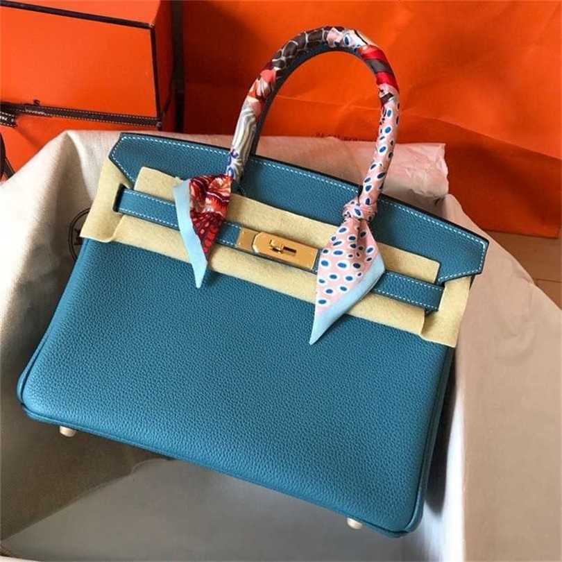bag Herme Bags Birkin Women women's manual wax thread Togo calf lychee pattern mother's bag portable leather women's bag, Black 30cm gold and silver buckle
bag Herme Bags Birkin Women women's manual wax thread Togo calf lychee pattern mother's bag portable leather women's bag, Black 30cm gold and silver buckle