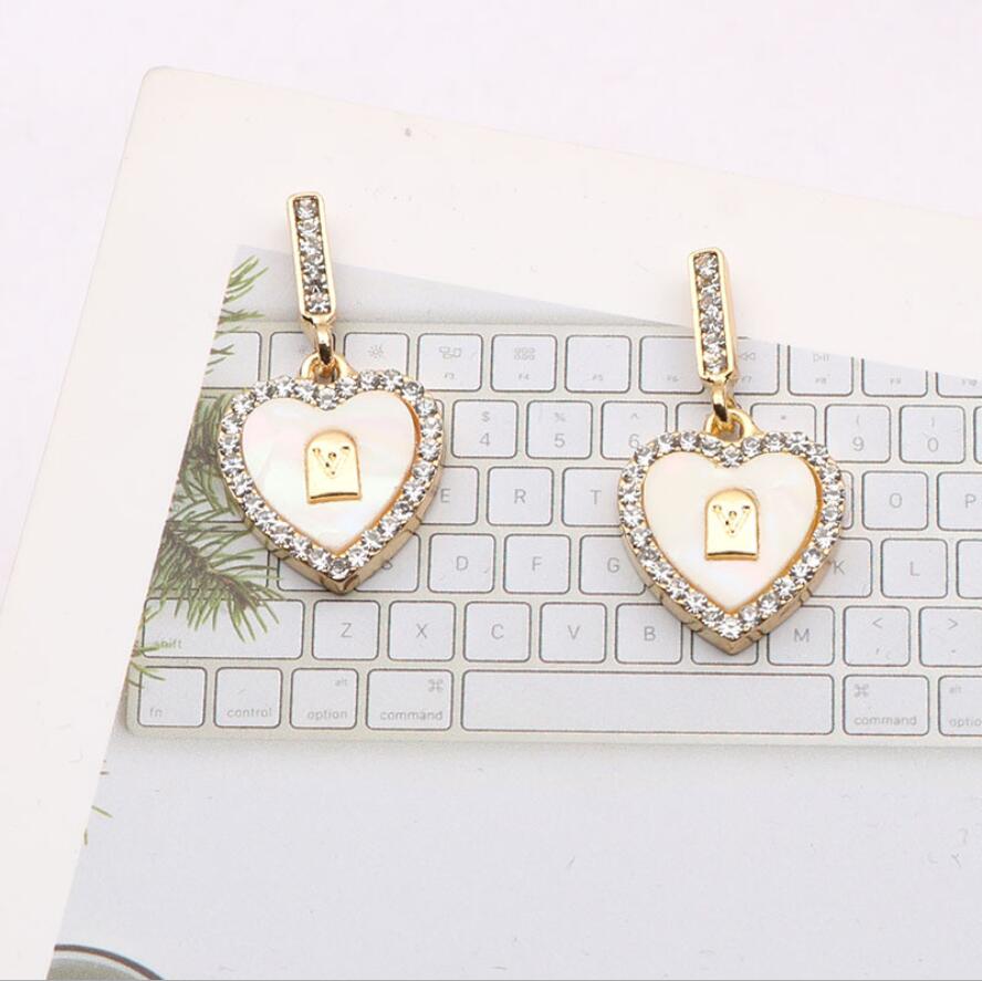 Popular 18K Gold Plated 925 Silver Luxury Brand Designers Letters Stud Geometric Famous Women Round Crystal Rhinestone Pearl Big Earring Wedding Party Jewerlry
Popular 18K Gold Plated 925 Silver Luxury Brand Designers Letters Stud Geometric Famous Women Round Crystal Rhinestone Pearl Big Earring Wedding Party Jewerlry