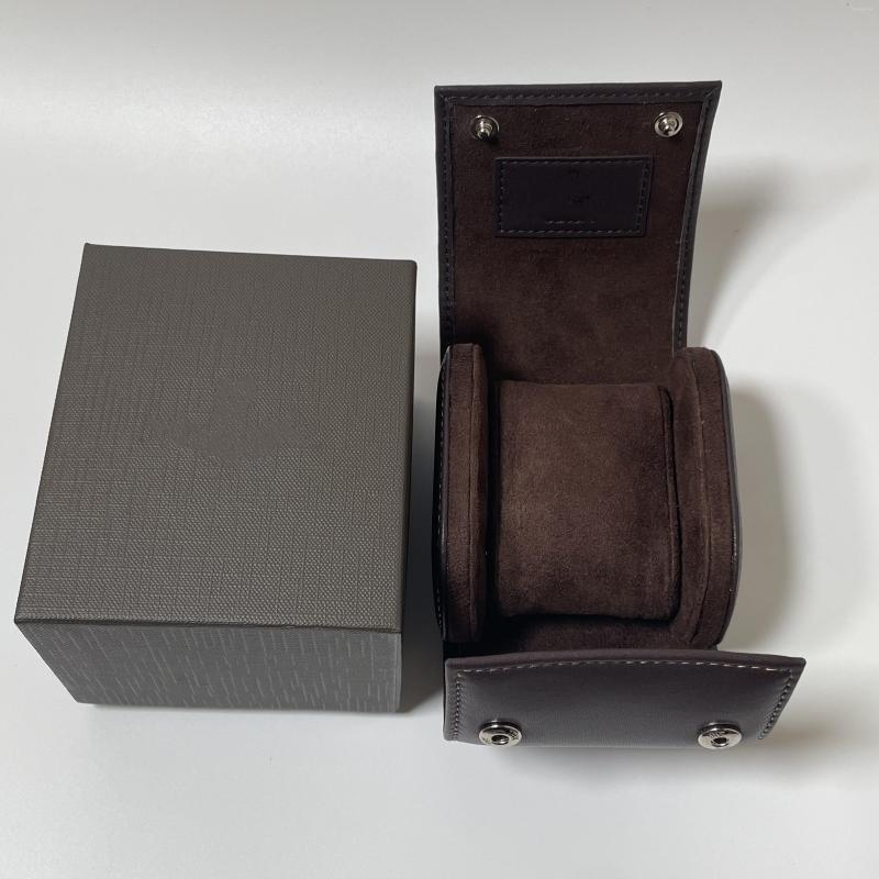 Watch Boxes Box High-quality Leather Portable Simple Vintage Small Travel Storage Accessories For Gift
Watch Boxes Box High-quality Leather Portable Simple Vintage Small Travel Storage Accessories For Gift