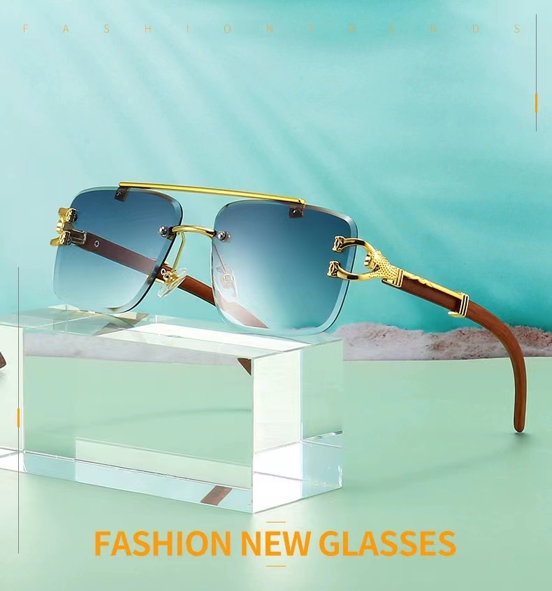 Luxury brand fashion sunglasses Designer sunglasses men's and women's style retro glasses
Luxury brand fashion sunglasses Designer sunglasses men's and women's style retro glasses