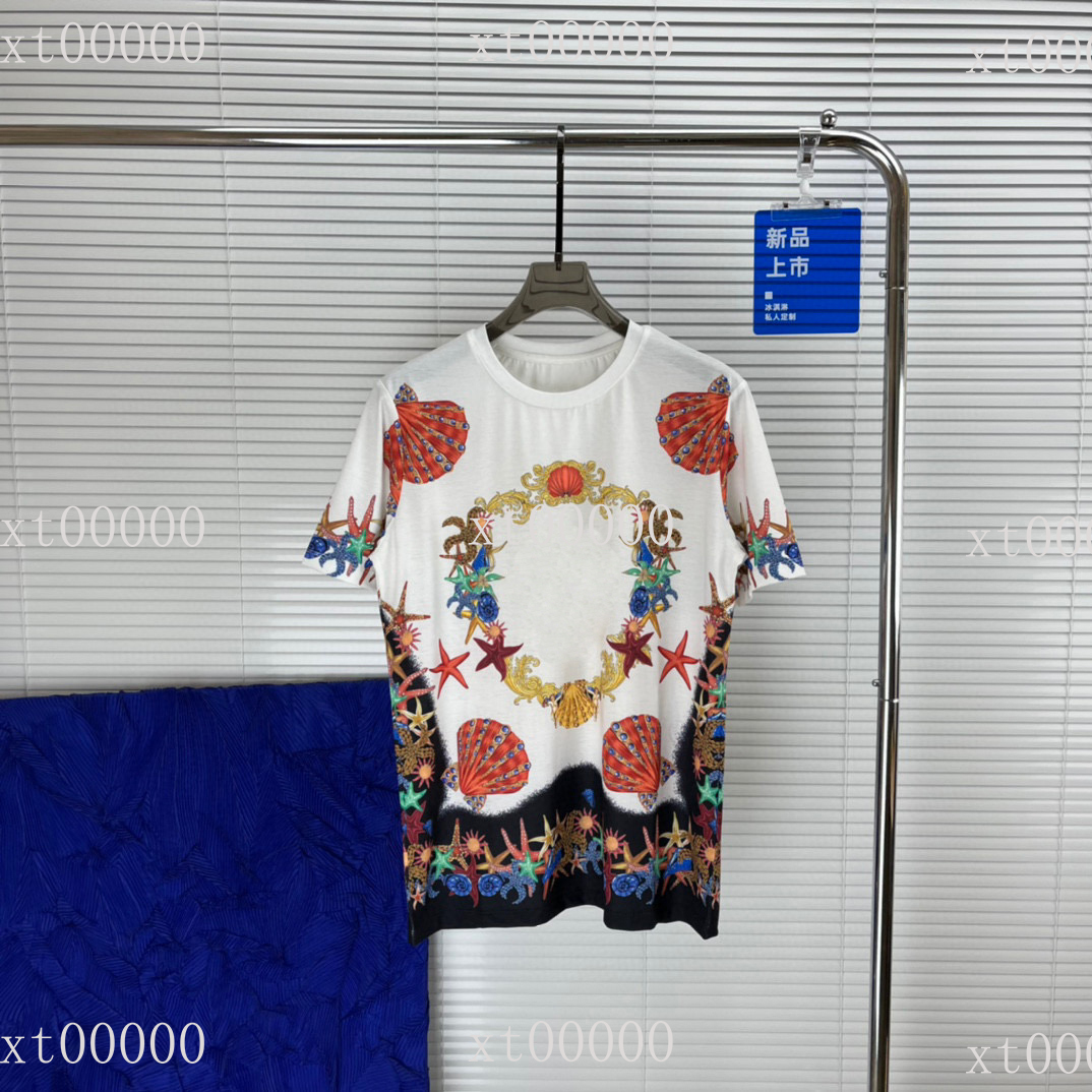 22SS Designer Letter Printed T Shirts Tee Sweatshirt Fashion High Street Short Sleeves Summer Casual T-Shirt Breathable Men Women Crew Neck Tees Dresses for Wo 20-118, Customize
22SS Designer Letter Printed T Shirts Tee Sweatshirt Fashion High Street Short Sleeves Summer Casual T-Shirt Breathable Men Women Crew Neck Tees Dresses for Wo 20-118, Customize