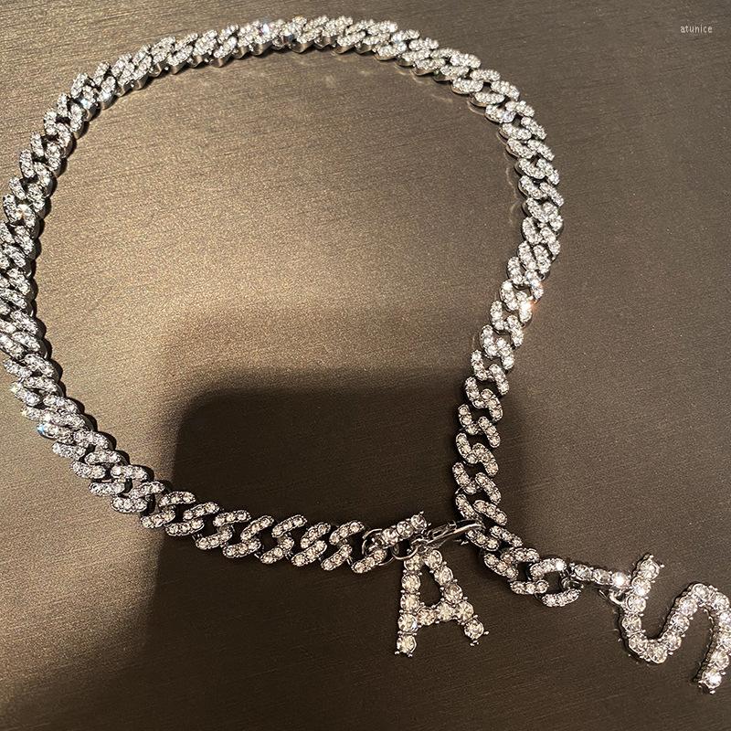 Pendant Necklaces Shiny Crystal Rhinestone Letter Necklace For Women Punk Chunky Chain Choekr Neckalce Wedding Party Jewelry Gifts
Pendant Necklaces Shiny Crystal Rhinestone Letter Necklace For Women Punk Chunky Chain Choekr Neckalce Wedding Party Jewelry Gifts