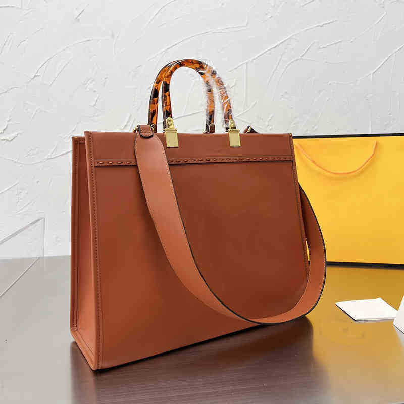 Woolen Cloth Shopping Handbags Sunshine Tote Bag Large Capacity Shoulder Handbag Women Crossbody Bags Double Color Handle Tortoise Shell Color Leather, Sky blue
Woolen Cloth Shopping Handbags Sunshine Tote Bag Large Capacity Shoulder Handbag Women Crossbody Bags Double Color Handle Tortoise Shell Color Leather, Sky blue