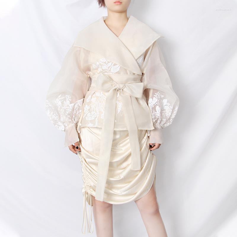 Women' Blouses Designer Retro Organza Ladies Shirt Lapel Tie Lantern Long Sleeve Contrast Women Fashion 2023 Trend, Beige
Women' Blouses Designer Retro Organza Ladies Shirt Lapel Tie Lantern Long Sleeve Contrast Women Fashion 2023 Trend, Beige