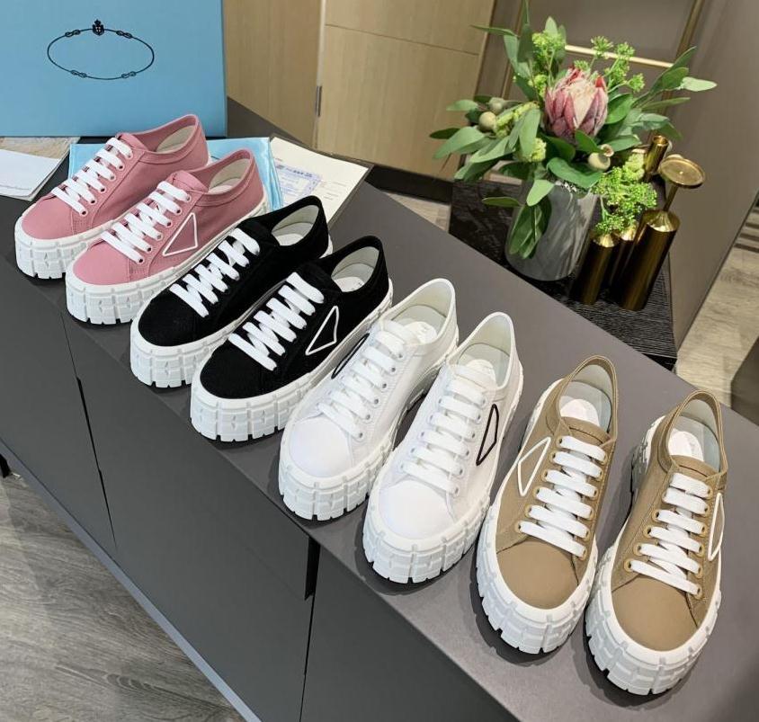 Designer Women Shoes Gabardine Fashion Casual Canvas Sneakers Lady Stylist Trainers Platform Solid Heighten Shoes with Box, Color 4
Designer Women Shoes Gabardine Fashion Casual Canvas Sneakers Lady Stylist Trainers Platform Solid Heighten Shoes with Box, Color 4