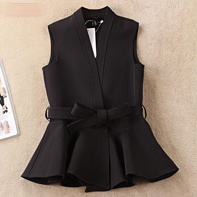 Women' Vests 2023 Women Spring Summer Casual Slim Suit Vest Lady Vintage V-Neck Lace Up Sleeveless Solid Ruffles WaistCoat I512, Black
Women' Vests 2023 Women Spring Summer Casual Slim Suit Vest Lady Vintage V-Neck Lace Up Sleeveless Solid Ruffles WaistCoat I512, Black
