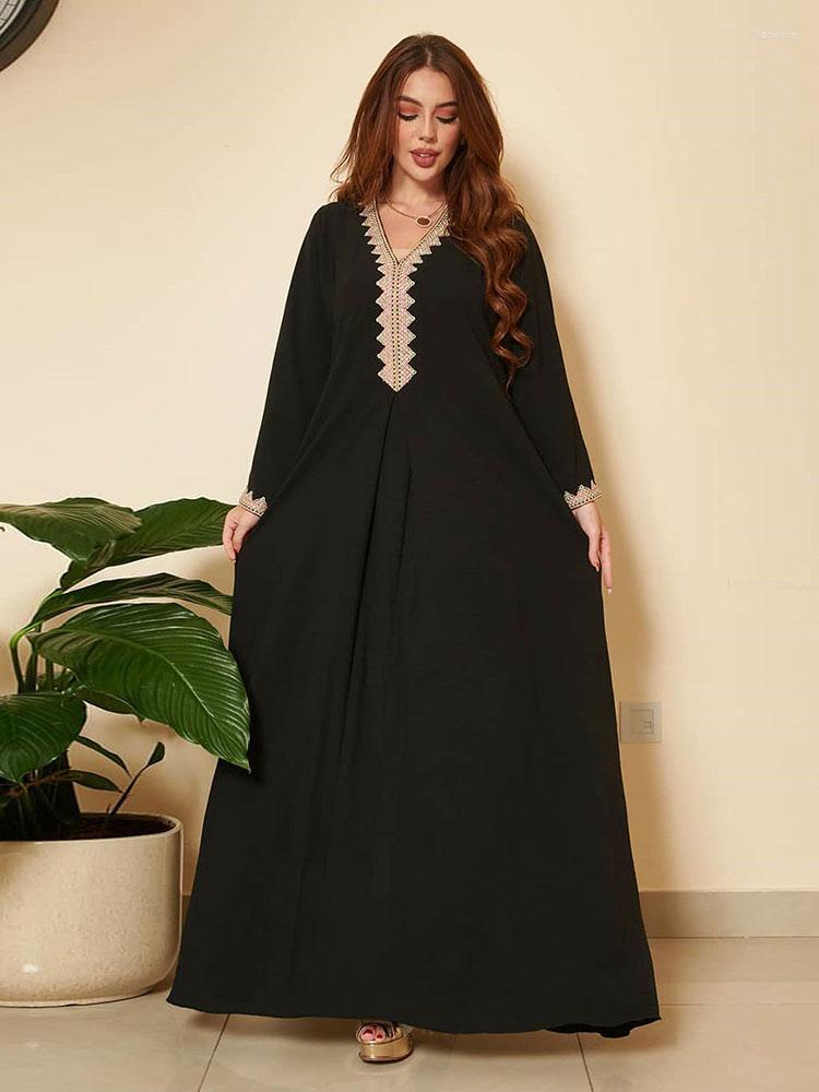 Ethnic Clothing Kaftan Appliques Jalabiya For Women Crepe Caftan Marocain Muslim Hijab African Dresses Islam Dubai Turkey Arabic Abaya
Ethnic Clothing Kaftan Appliques Jalabiya For Women Crepe Caftan Marocain Muslim Hijab African Dresses Islam Dubai Turkey Arabic Abaya