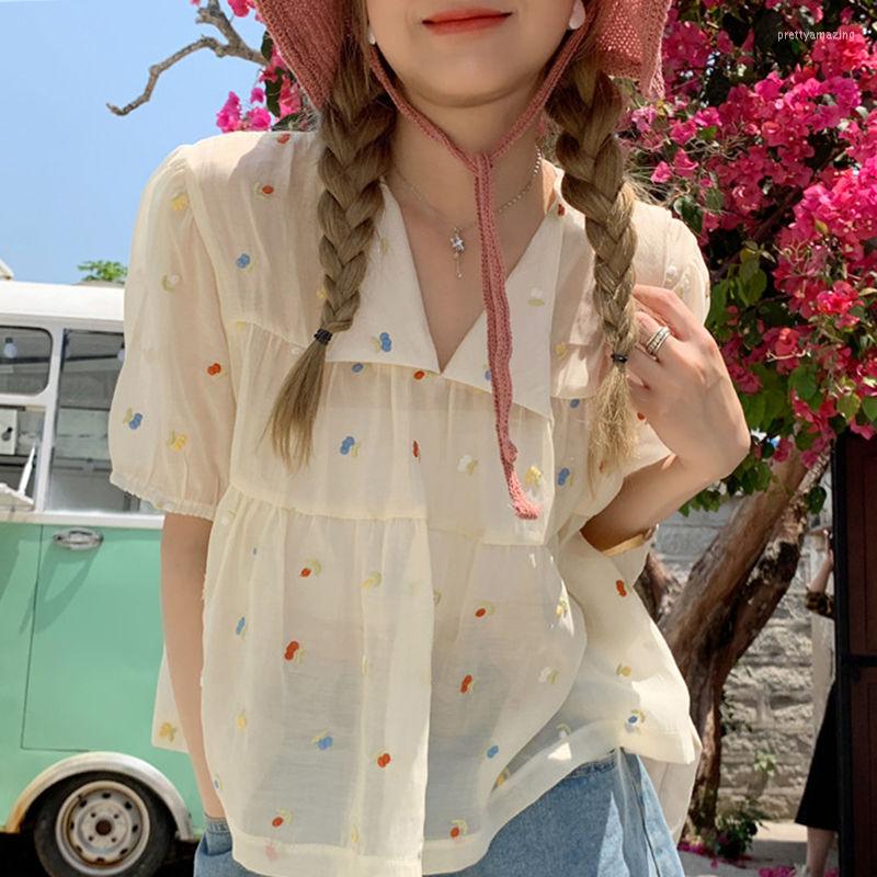 Women's Blouses DUOFAN French Women's Gentle Sweet Embroidery Short Bubble Sleeve Tops 2023 Summer Doll Shirts For Lady, Apricot
Women's Blouses DUOFAN French Women's Gentle Sweet Embroidery Short Bubble Sleeve Tops 2023 Summer Doll Shirts For Lady, Apricot