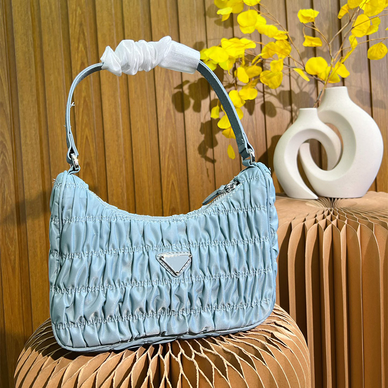 designer bag luxury shoulder bags fashion Woman bags nylon tote hobo handbag womens purses blue handbags wallet 6 colors Box wholesale, Black
designer bag luxury shoulder bags fashion Woman bags nylon tote hobo handbag womens purses blue handbags wallet 6 colors Box wholesale, Black