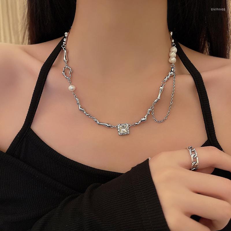 Chains Korea Pearl Zircon Titanium Steel Necklace Women Trend Light Luxury Senior Design Fashion Jewelry
Chains Korea Pearl Zircon Titanium Steel Necklace Women Trend Light Luxury Senior Design Fashion Jewelry