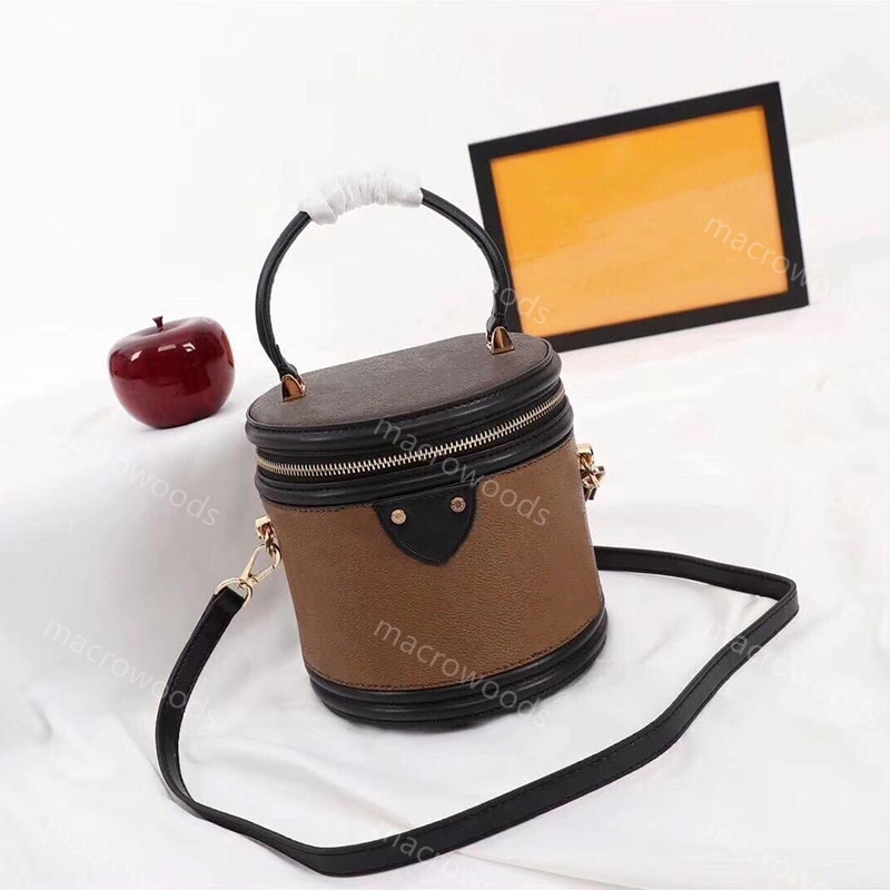 Designer Bucket bag Luxury shoulder bag Tote handbag Classic leather fashion women Cross Body bags purses presbyopic lady purse messenger bag petit noe Drawstring, Khaki flower
Designer Bucket bag Luxury shoulder bag Tote handbag Classic leather fashion women Cross Body bags purses presbyopic lady purse messenger bag petit noe Drawstring, Khaki flower