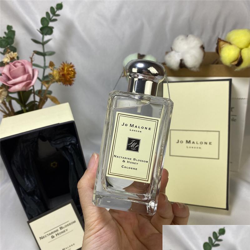 Car Air Freshener Designer Woman Per Men Nectarine Blossom Honey 100Ml Long Lasting Time High Fragrance Capacity Charming Smell Spra Dhifw
Car Air Freshener Designer Woman Per Men Nectarine Blossom Honey 100Ml Long Lasting Time High Fragrance Capacity Charming Smell Spra Dhifw