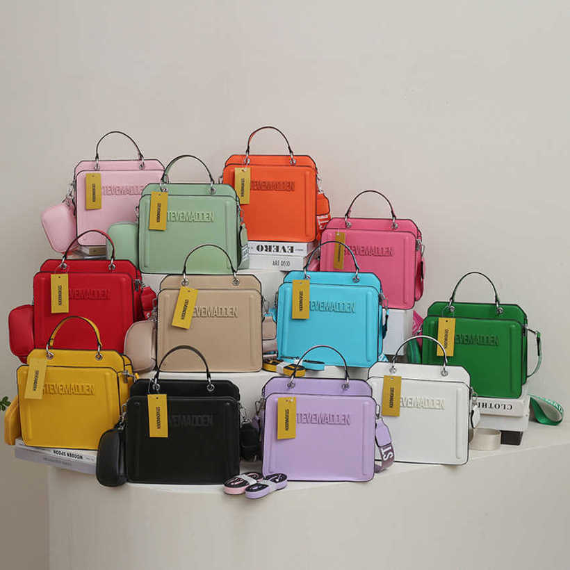 high quality women handbag 67%off black white New Female Large Capacity Portable Women's ladies embossed shoulder Luxury Designer bags Purse Messenger Bag, White9
high quality women handbag 67%off black white New Female Large Capacity Portable Women's ladies embossed shoulder Luxury Designer bags Purse Messenger Bag, White9