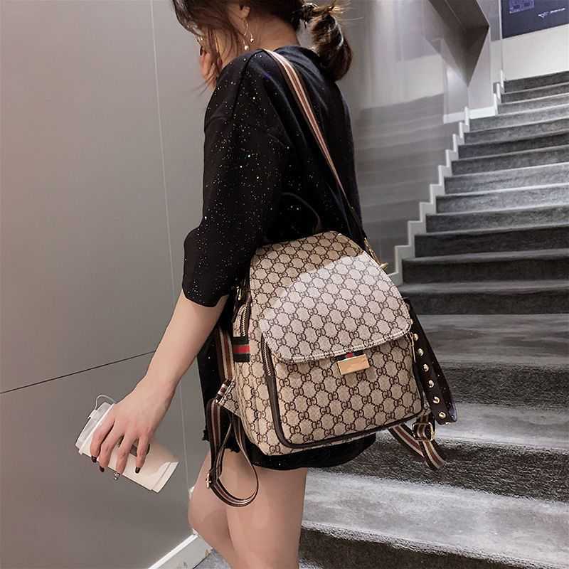 Backpack Women's 2023 New Versatile Crossbody Bag Travel Large Capacity Schoolbag Backpack, Khaki
Backpack Women's 2023 New Versatile Crossbody Bag Travel Large Capacity Schoolbag Backpack, Khaki