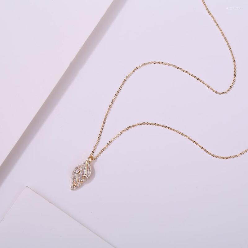 Pendant Necklaces Sweet 2023 Style Women's Fashion Necklace Leaf Design Zircon Elegant Jewelry Accessory Praty Anniversary
Pendant Necklaces Sweet 2023 Style Women's Fashion Necklace Leaf Design Zircon Elegant Jewelry Accessory Praty Anniversary