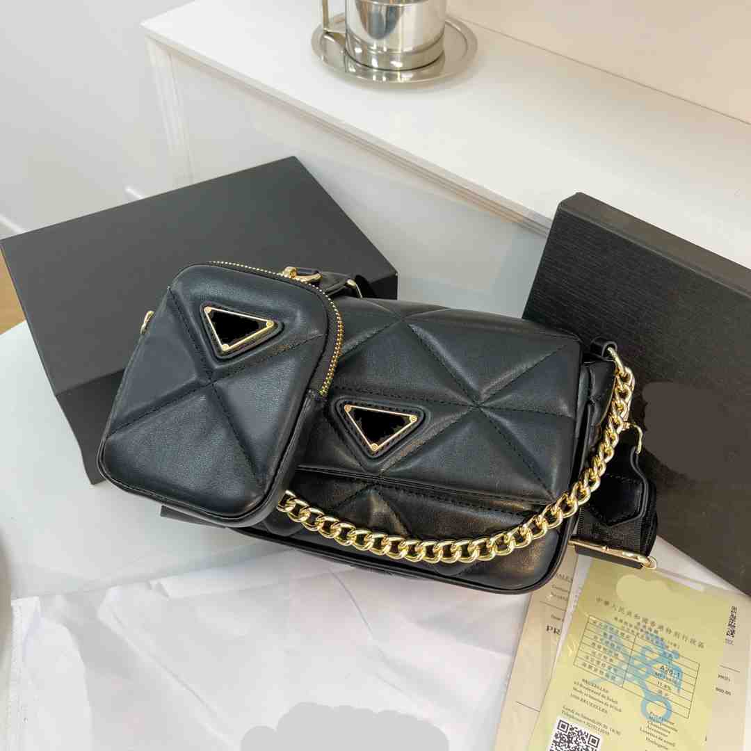 2023 new famous brand shopping purse handbags Shoulder Messenger Bag women's shoulder bag solid color sac a main femme luxe, Yellow
2023 new famous brand shopping purse handbags Shoulder Messenger Bag women's shoulder bag solid color sac a main femme luxe, Yellow